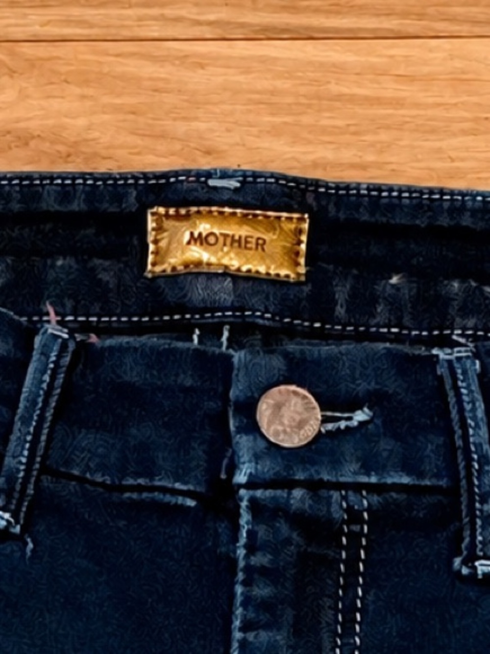 MOTHER High Waisted Looker Crop Jeans 25x23 Dark Wash Stretch Frayed Hem EUC - Picture 5 of 14